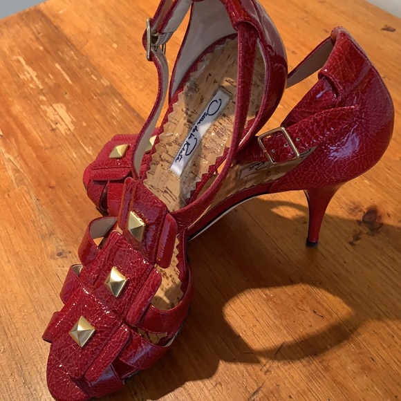 Red Sandals. - Picture 3 of 6